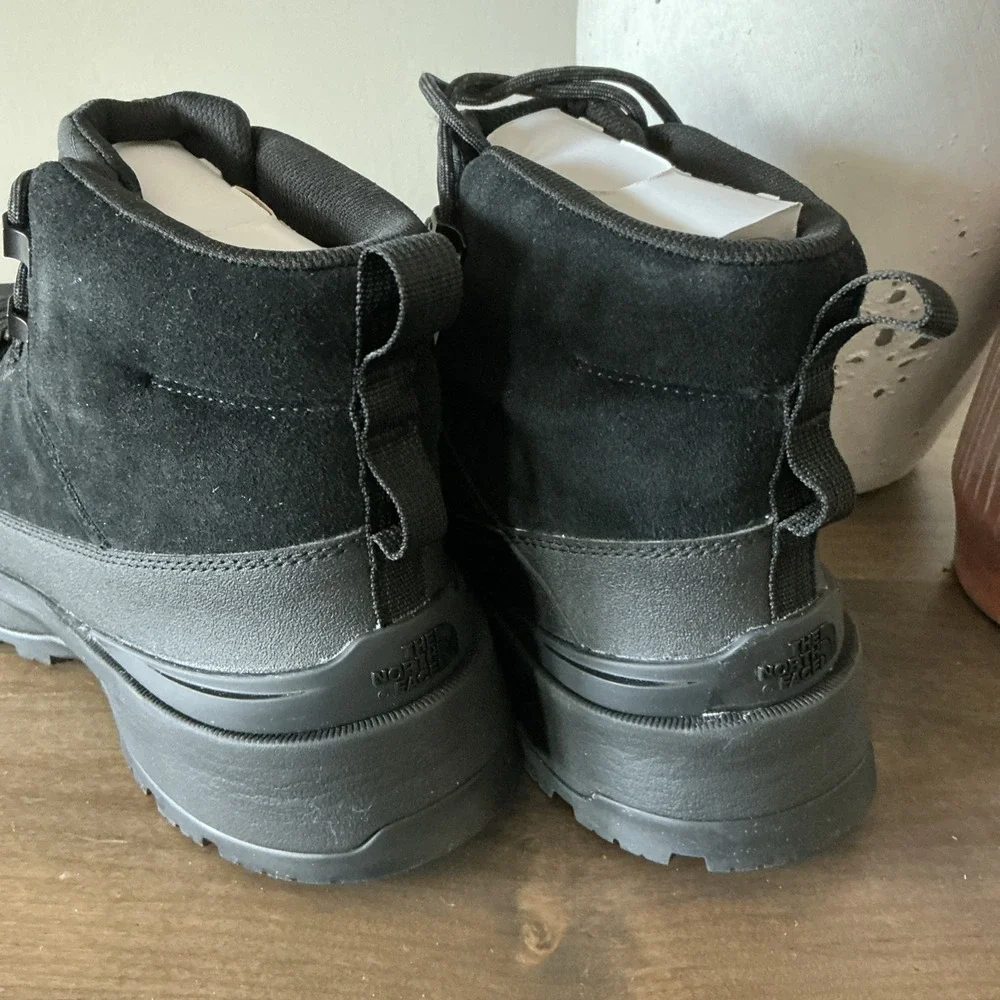 The North Face Glenclyffe Urban Boots Unisex Men's 9.5 Women's 11 Triple Black